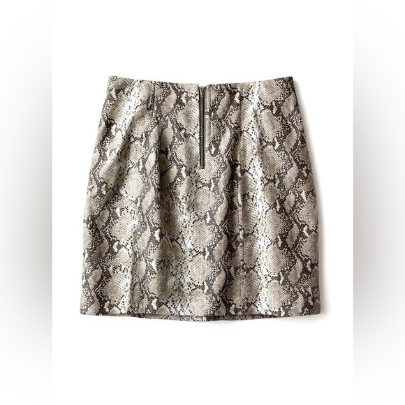 Wild Honey Mini Skirt Gray & Ivory Vegan Snakeskin Leather | Size Large - Picture 10 of 13
